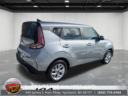 Certified 2023 Kia Soul LX w/ Option Group 015 image 5