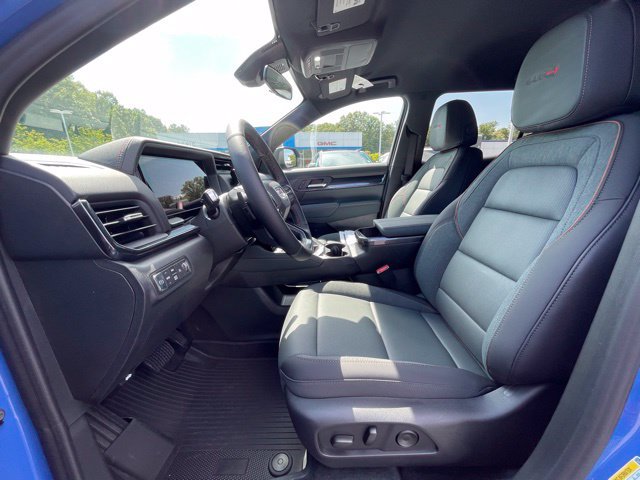 New 2026 GMC Terrain AT4 w/ Convenience Package III AWD/4WD image 17