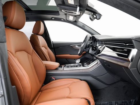 Certified 2025 Audi Q8 Prestige w/ Prestige Package image 28
