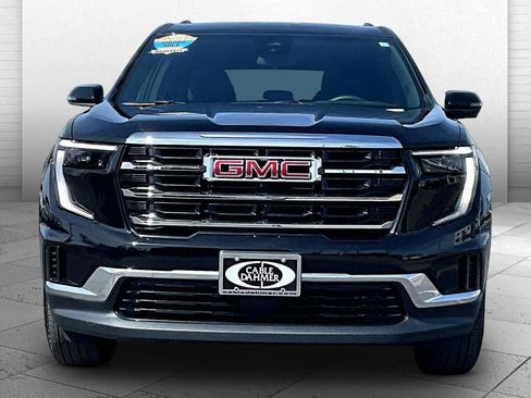 Used 2025 GMC Acadia Elevation image 2