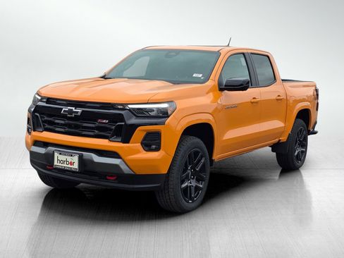 New 2025 Chevrolet Colorado Z71 w/ Technology Package image 3