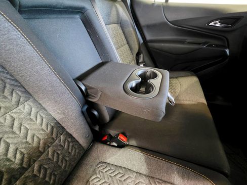 Used 2022 Chevrolet Equinox LT FWD image 47