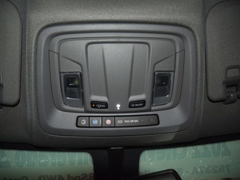Used 2022 Chevrolet Silverado 2500 Custom w/ Custom Value Package AWD/4WD image 51
