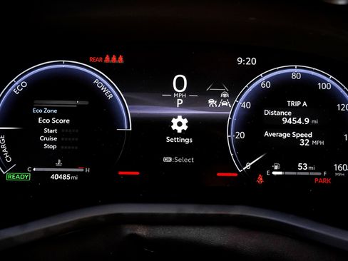 Used 2025 Toyota Camry XSE FWD image 39