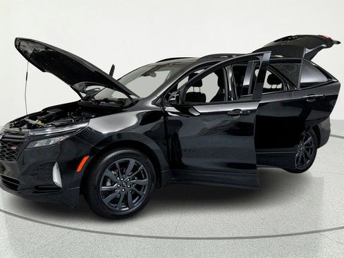 Used 2024 Chevrolet Equinox RS FWD image 9