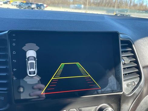 Used 2015 Jeep Grand Cherokee Laredo w/ Quick Order Package 23E image 35