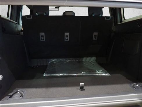 New 2026 Ford Bronco Badlands image 8