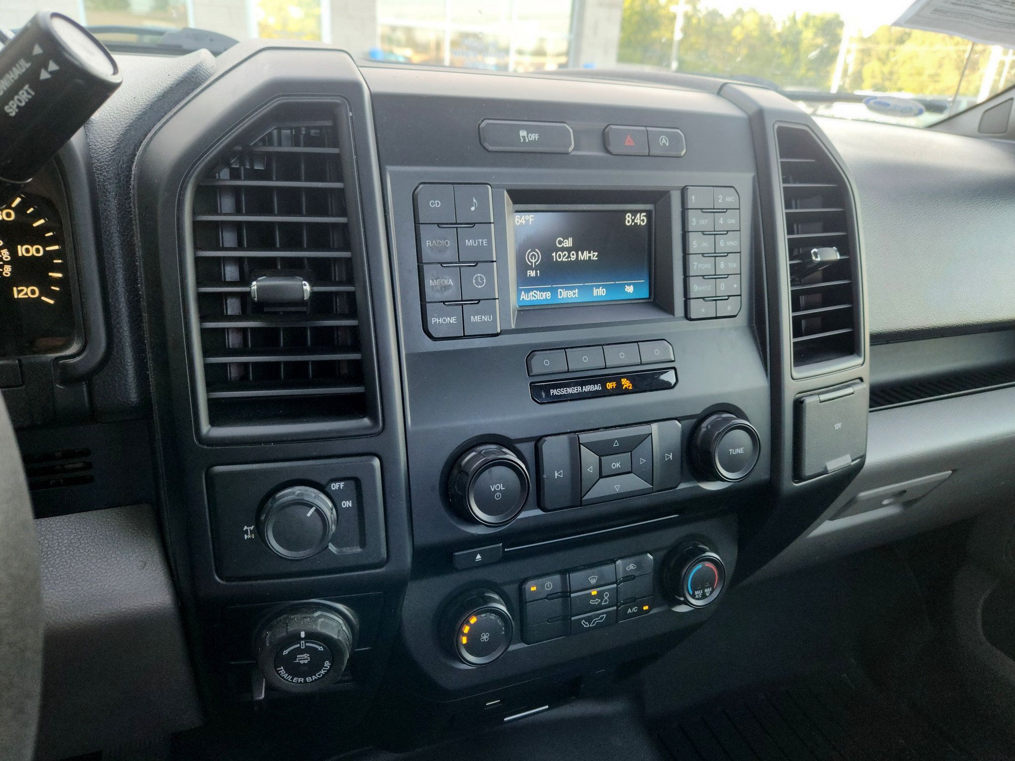 Used 2016 Ford F150 XL w/ Equipment Group 101A Mid RWD image 24