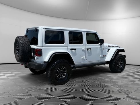 Used 2024 Jeep Wrangler Unlimited Rubicon AWD/4WD image 5