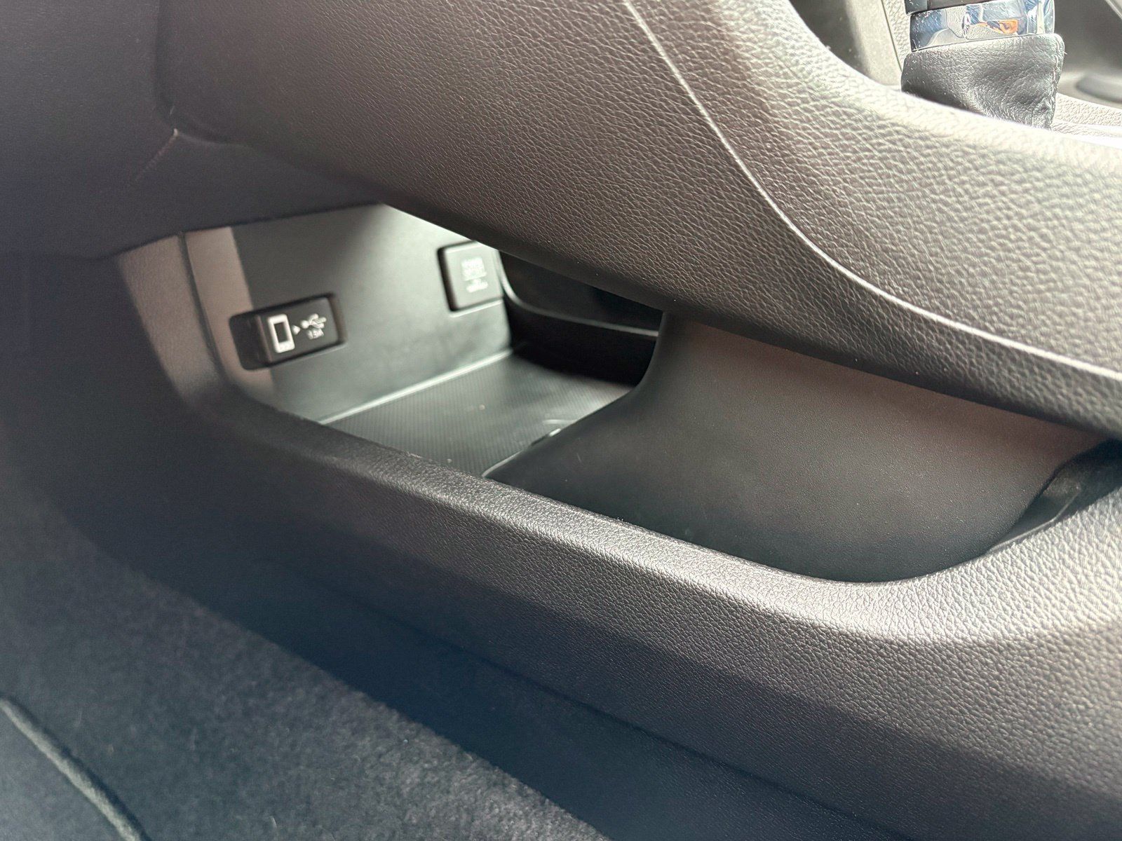 Used 2016 Honda Civic EX-L image 23