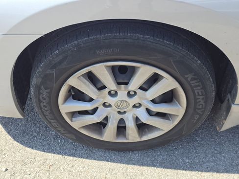 Used 2013 Nissan Altima 2.5 S image 9