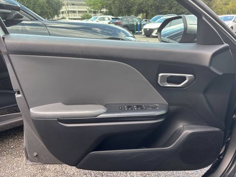 Used 2025 Kia K4 FWD image 18