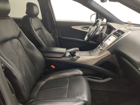 Used 2016 Lincoln MKX Reserve w/ Luxury Package image 21