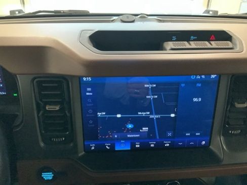 Used 2024 Ford Bronco Outer Banks image 48