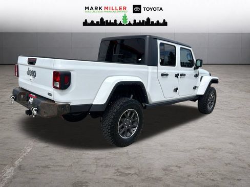 Used 2021 Jeep Gladiator Overland AWD/4WD image 6