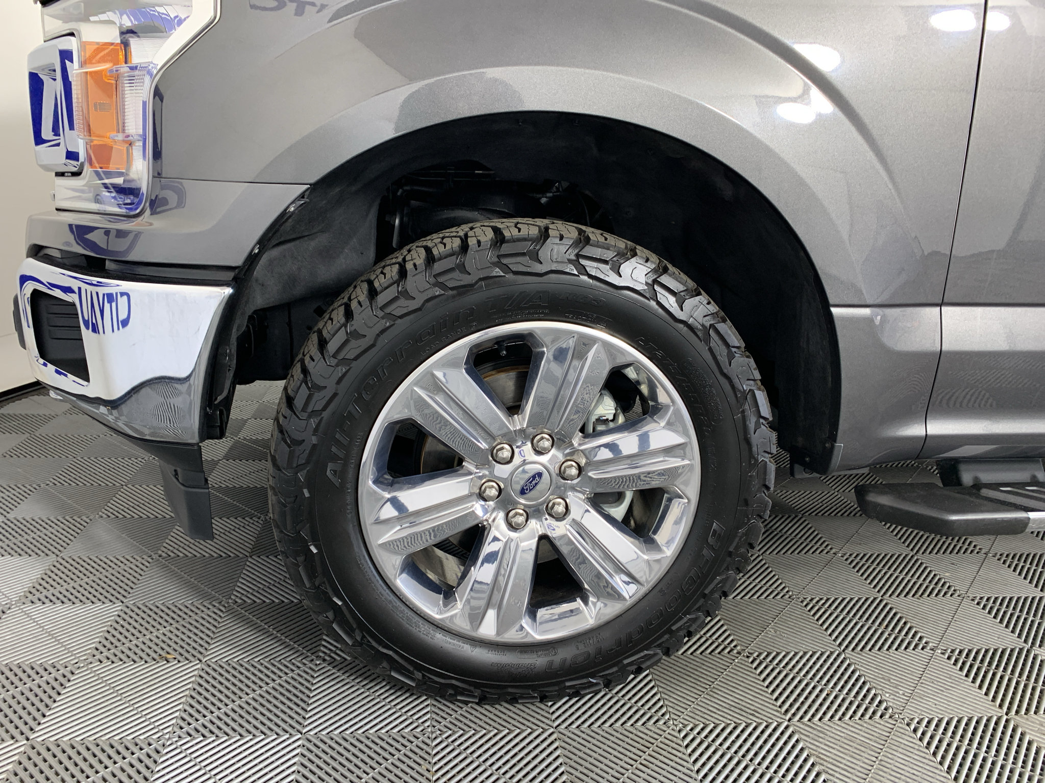 Used 2020 Ford F150 XLT w/ Equipment Group 302A Luxury AWD/4WD image 9