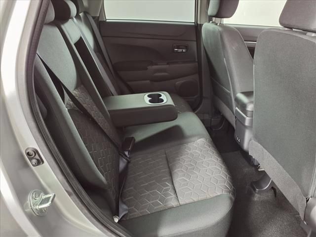 Used 2024 Mitsubishi Outlander Sport LE AWD/4WD image 11