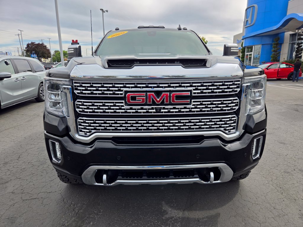 Used 2020 GMC Sierra 2500 Denali w/ Denali Ultimate Package AWD/4WD image 9