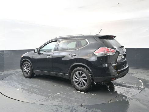 Used 2016 Nissan Rogue SL w/ SL Premium Package image 3