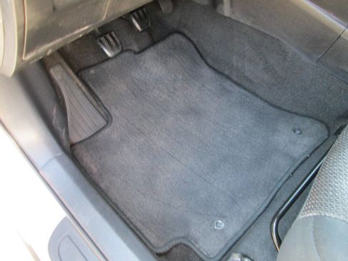 Used 2009 Pontiac Vibe image 27