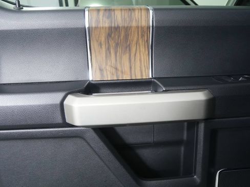Used 2020 Ford F150 Lariat AWD/4WD image 16