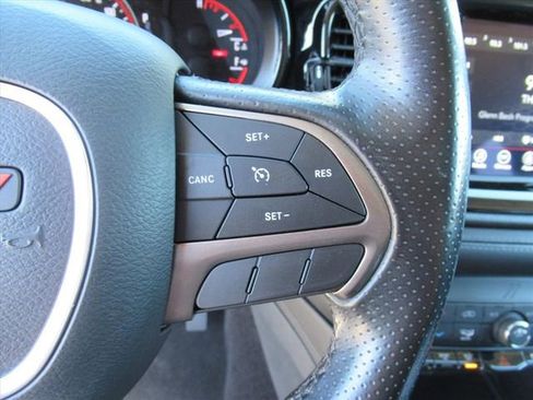 Used 2022 Dodge Durango SXT image 18