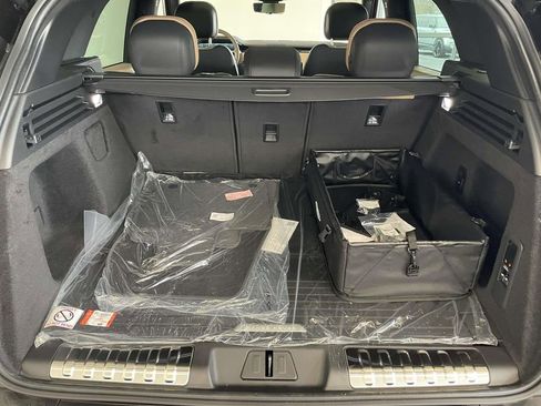 New 2026 Land Rover Range Rover Sport Dynamic SE AWD/4WD image 17