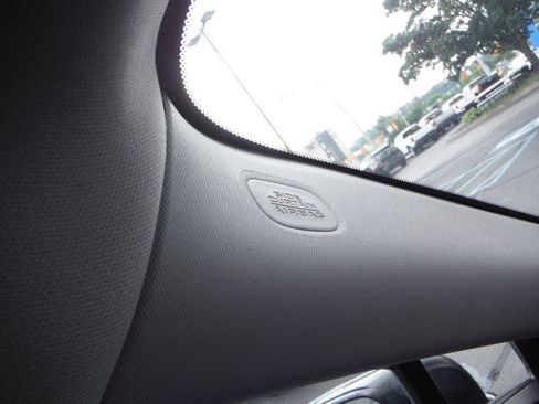 Used 2018 Honda Pilot EX-L image 29