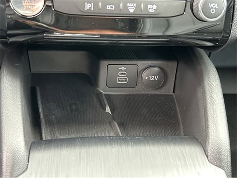 New 2025 Ford Escape SE w/ PHEV Premium Package image 29