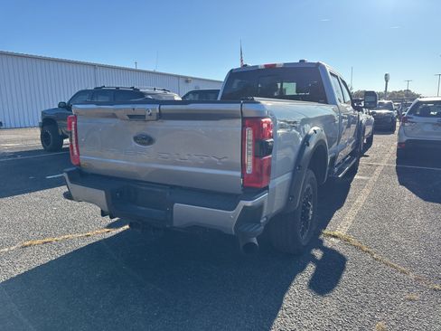 Certified 2024 Ford F250 Lariat w/ Black Appearance Package image 7