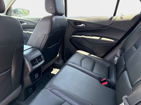 Used 2020 Chevrolet Equinox LT w/ Midnight Edition FWD image 15