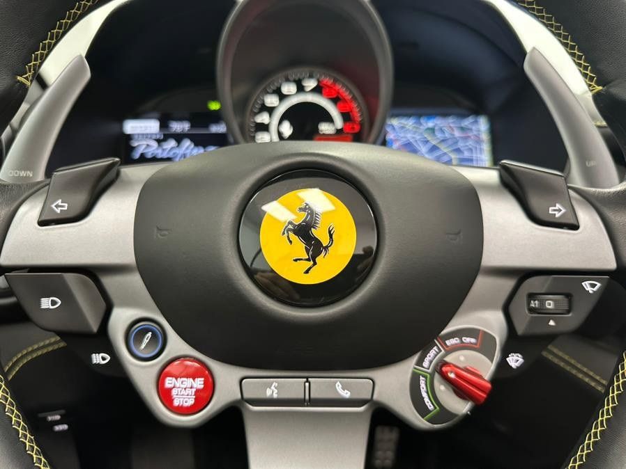 Used 2019 Ferrari Portofino RWD image 70