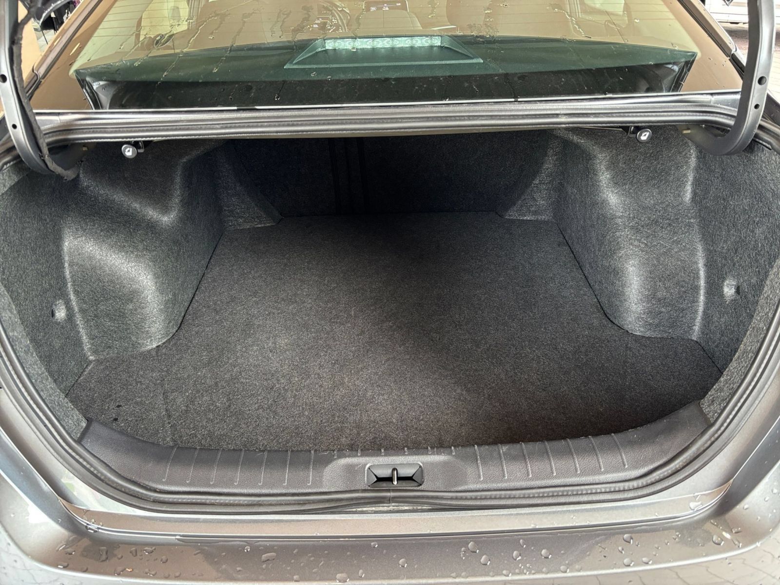 Used 2026 Nissan Altima 2.5 SV FWD image 30