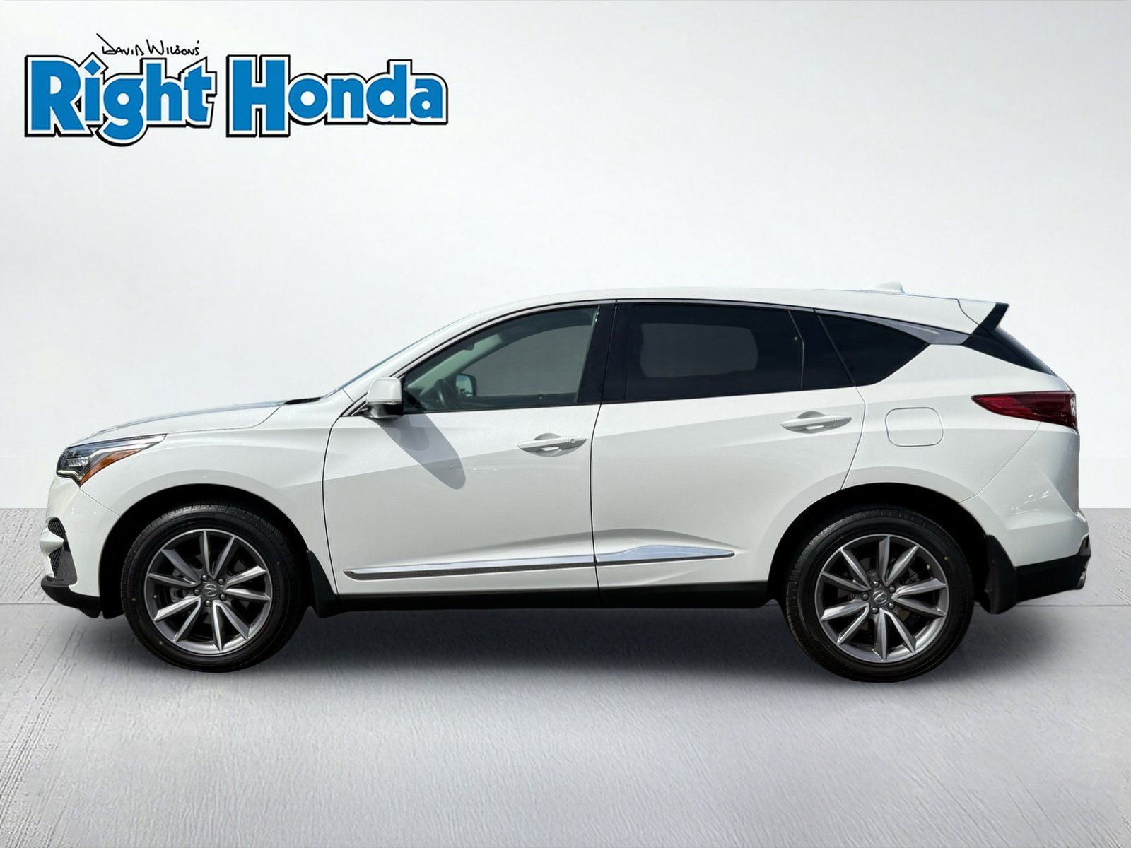 Used 2020 Acura RDX w/ Technology Package AWD/4WD image 3