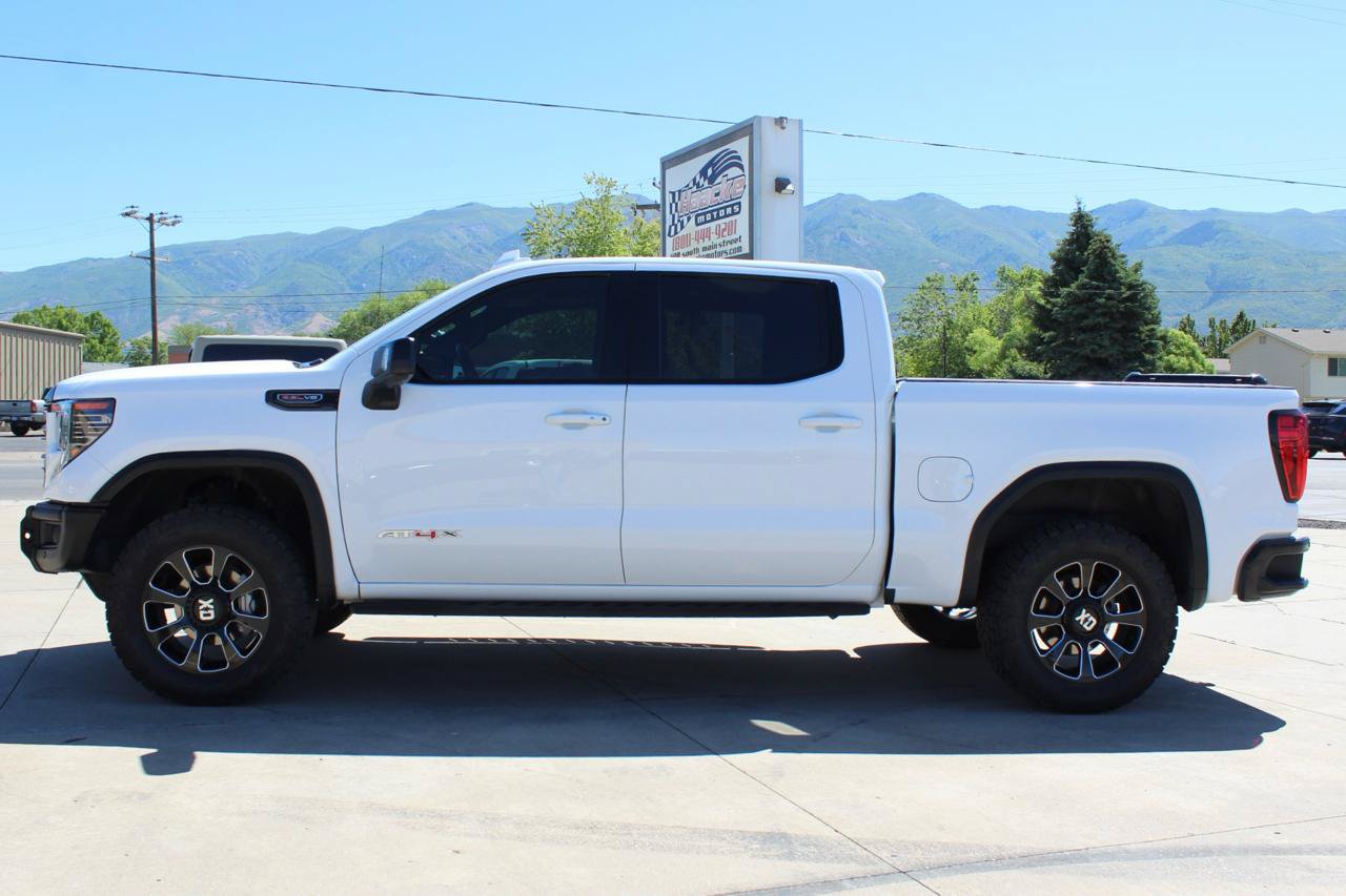 Used 2024 GMC Sierra 1500 AT4X AWD/4WD image 39