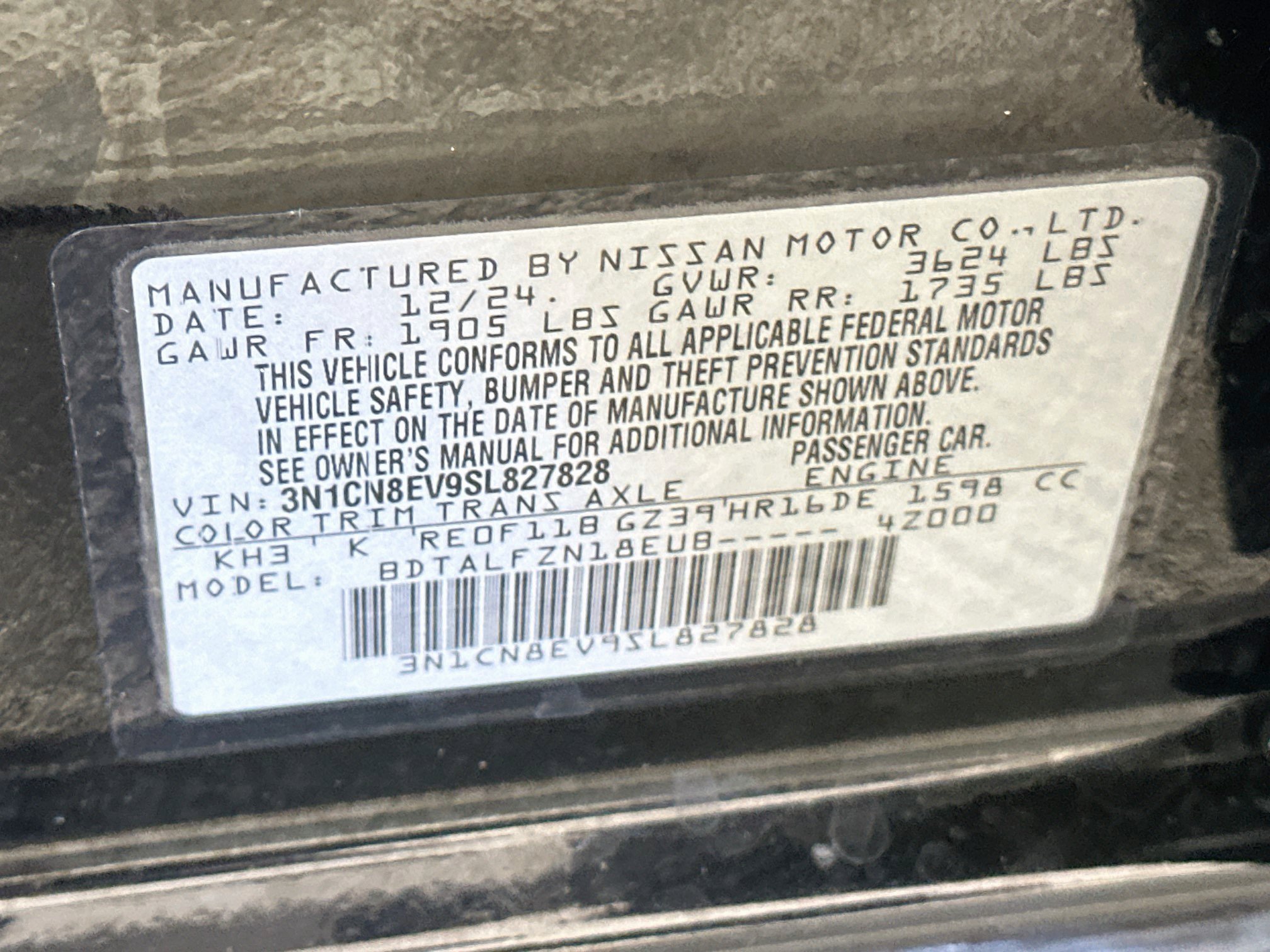 Used 2025 Nissan Versa SV FWD image 12