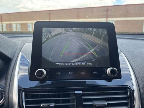 Used 2024 Mitsubishi Eclipse Cross SE image 10