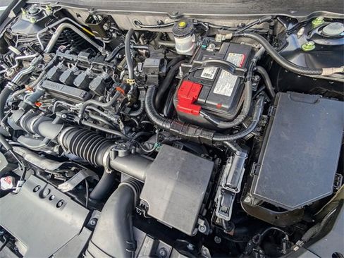 Used 2022 Honda Accord Sport image 18