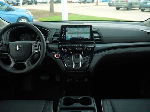 Certified 2026 Honda Odyssey Elite image 10