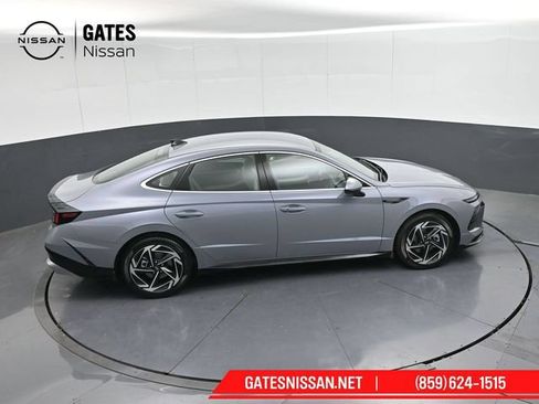 Used 2026 Hyundai Sonata SEL FWD image 41