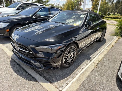Certified 2024 Mercedes-Benz CLE 300 4MATIC Cabriolet image 4