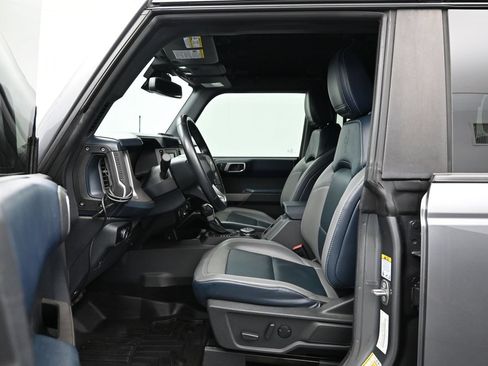 Used 2023 Ford Bronco Outer Banks AWD/4WD image 9