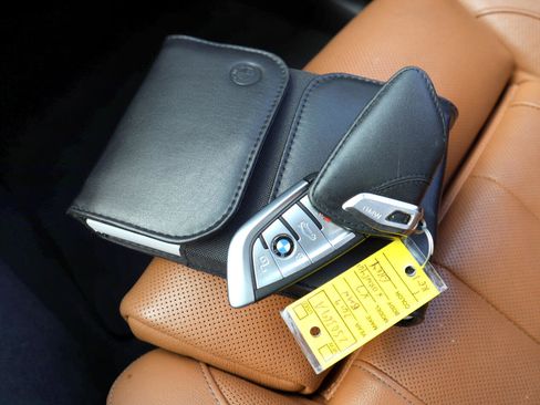 Used 2019 BMW X7 xDrive40i w/ Premium Package image 27