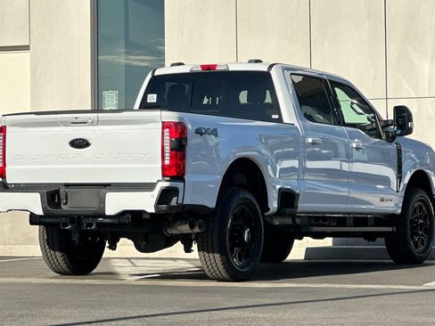 New 2026 Ford F250 Lariat w/ Black Appearance Package AWD/4WD image 3