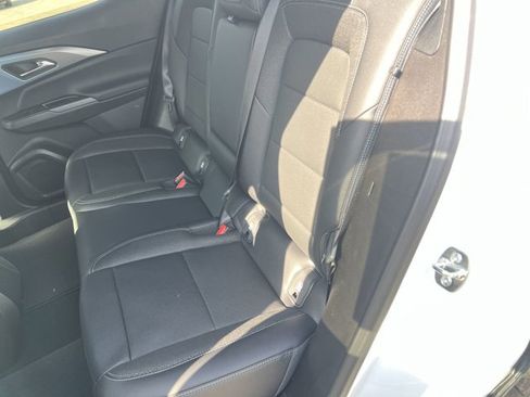 New 2025 Chevrolet Equinox EV LT image 25