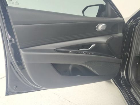 Used 2024 Hyundai Elantra SEL FWD image 23