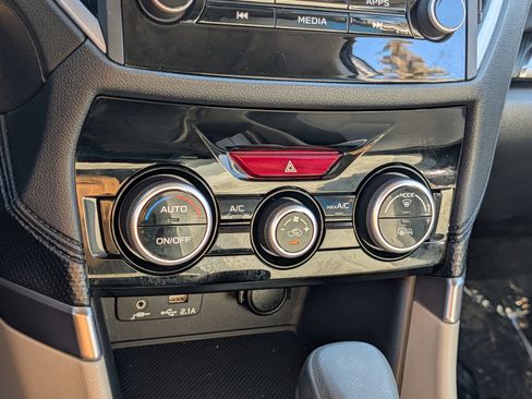 Used 2023 Subaru Forester Premium image 23