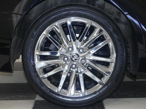 Used 2021 Toyota Camry SE AWD/4WD image 27