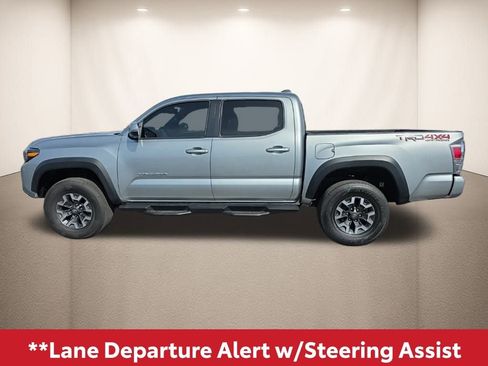 Used 2023 Toyota Tacoma TRD Off-Road w/ TRD Premium Off Road Package image 12