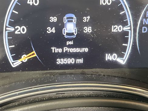 Used 2022 Jeep Grand Cherokee Laredo X image 12